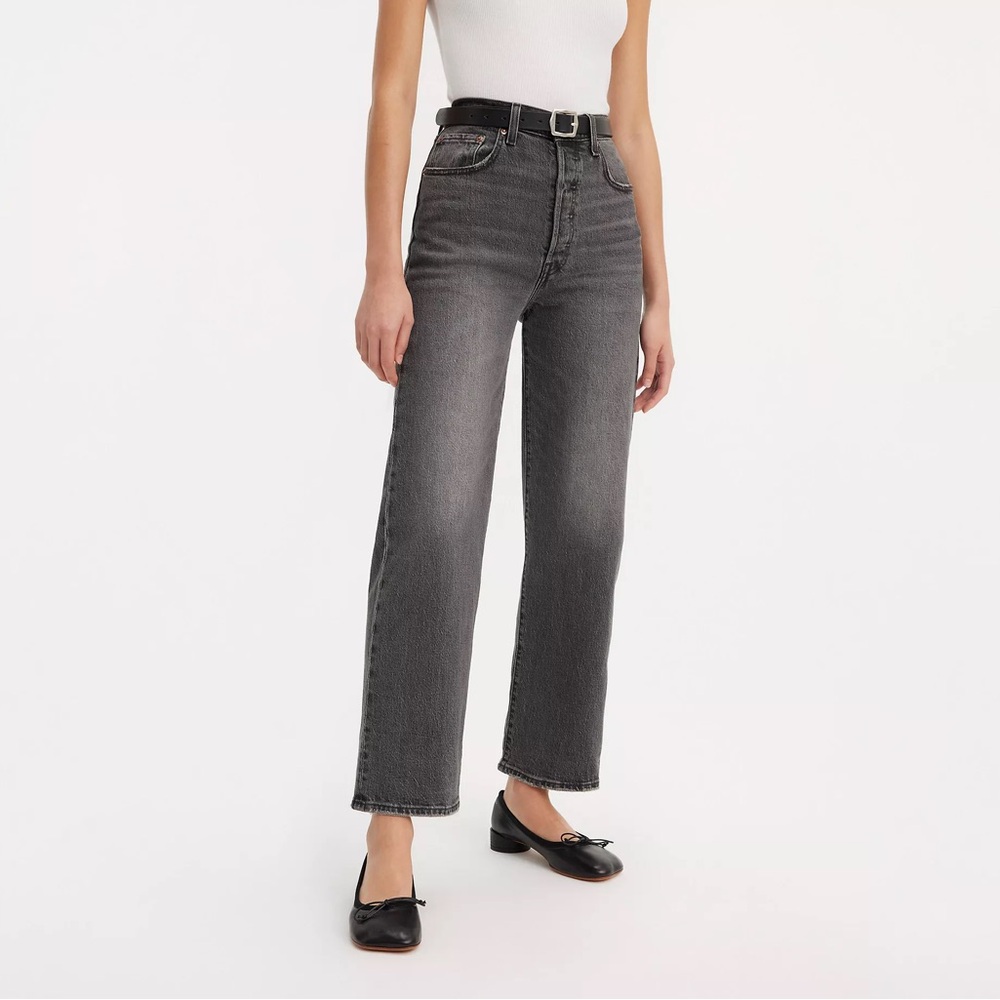 Levi’s ribcage straight ankle jeans
